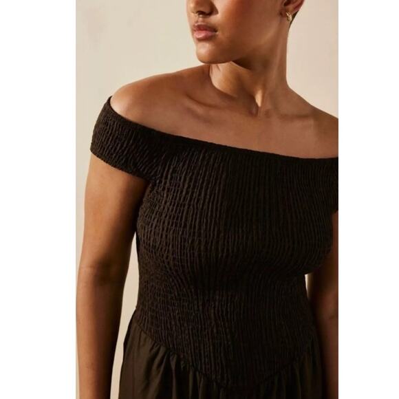 New Free People Ceci Smocked OTS Midi Dress Free-est $98 SMALL Deep Brown - Picture 2 of 7